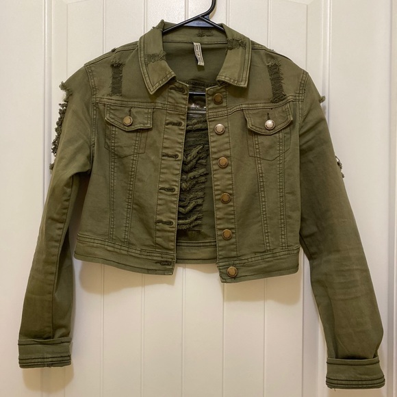 Jacket - Picture 2 of 5